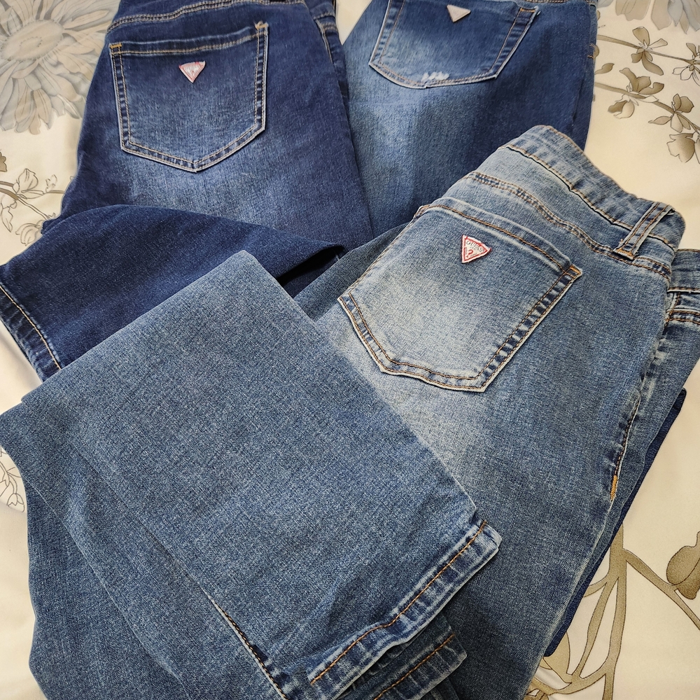 Guess Women's Skinny Jeans - Dark Blue and Light Blue